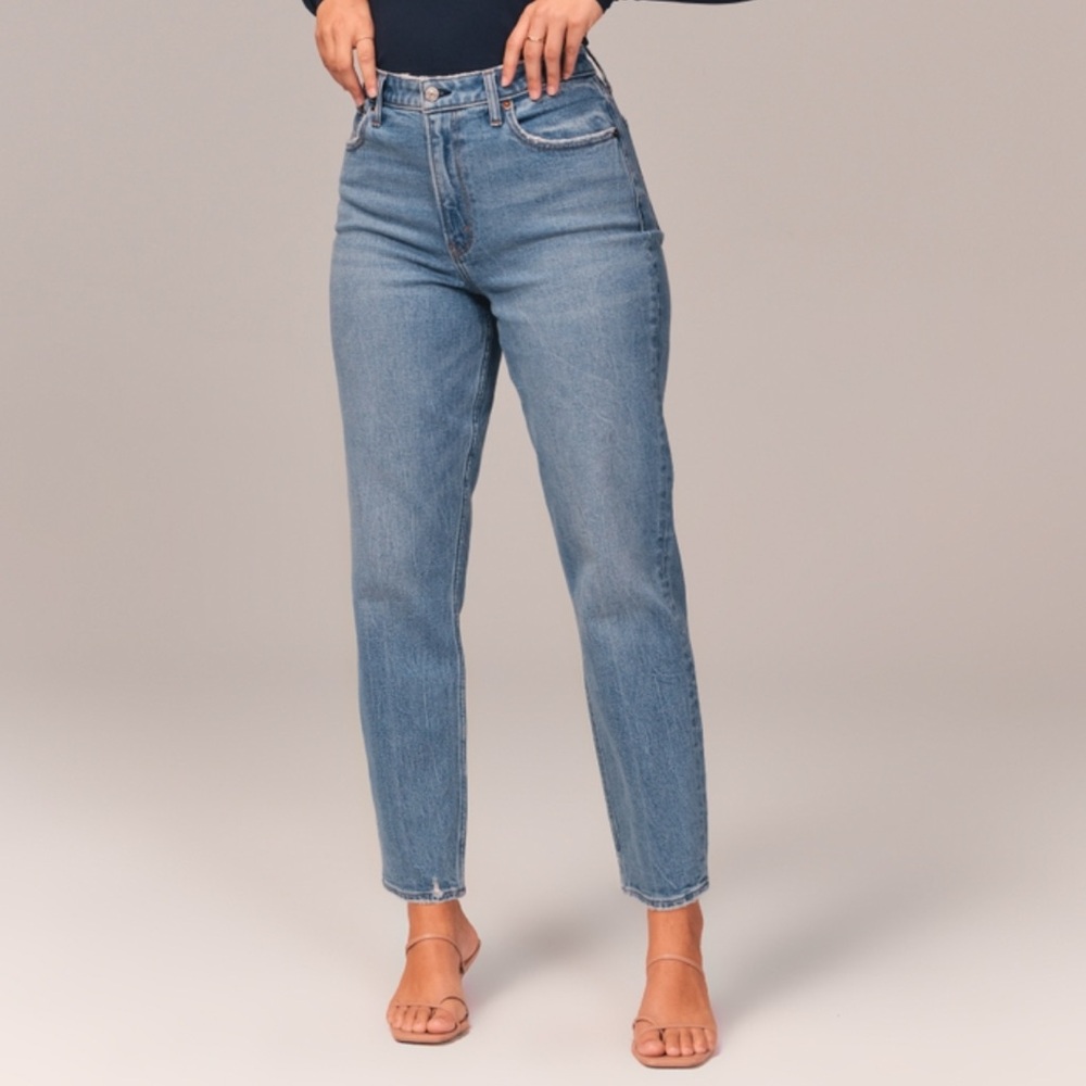 Abercrombie Curve Love High rise mom jeans